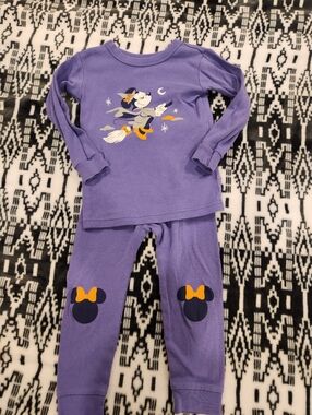 Disney Kids' Minnie Witch Purple Pajama Set, Size 2T